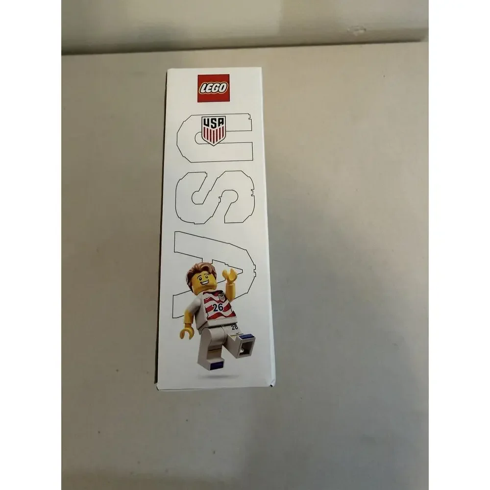 LEGO Editions 43033 2026 US Soccer National Team Jersey Set New Sealed